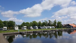 Giethoorn, Stellplatz am Hafen